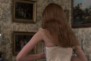 Madeline Smith & Ingrid Pitt – The Vampire Lovers