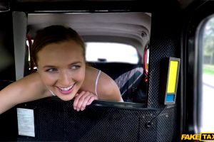 Stacy Cruz – Minx Gives Driver Multiple Orgasms
